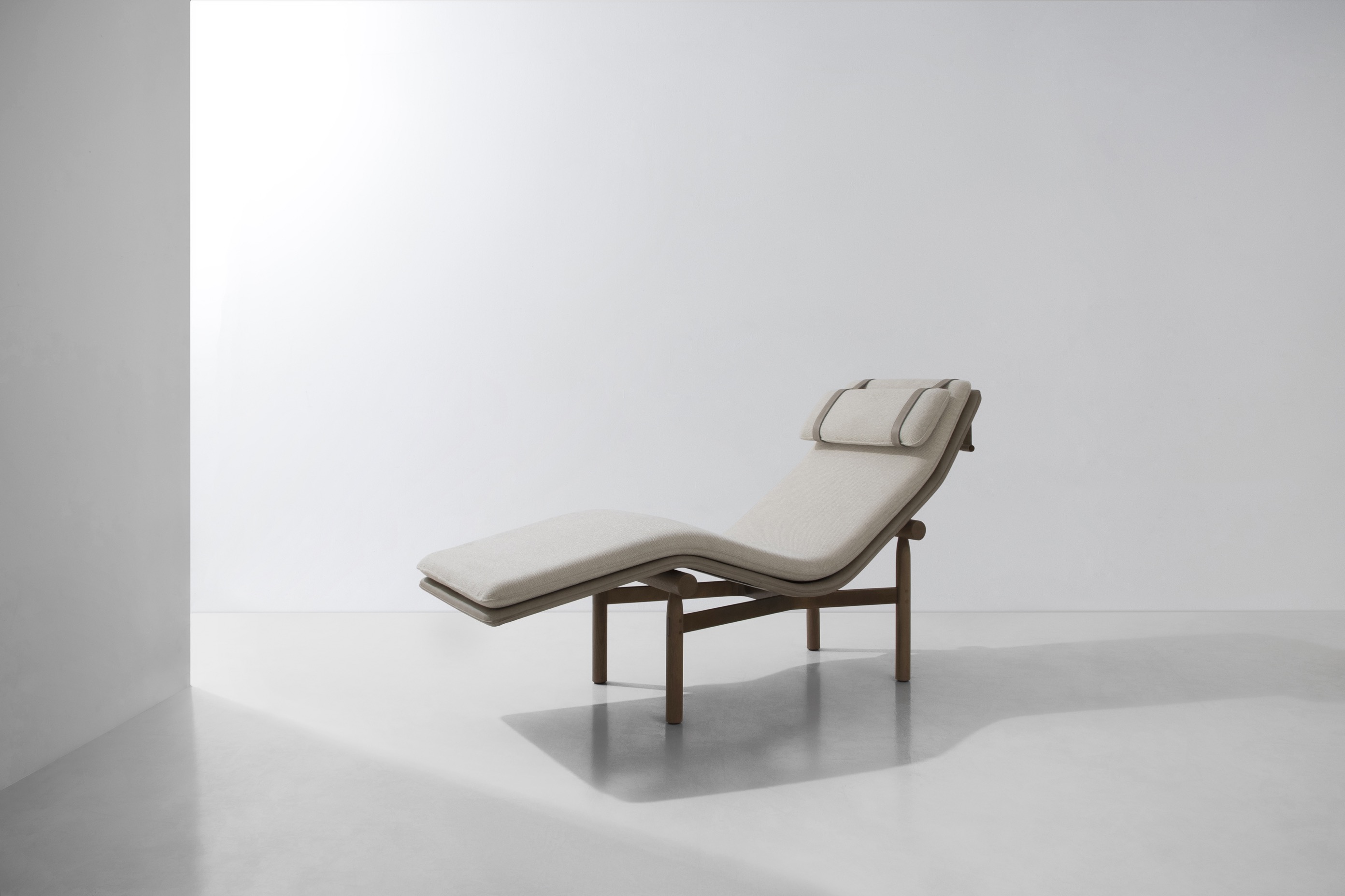 Stilt Lounge Chair